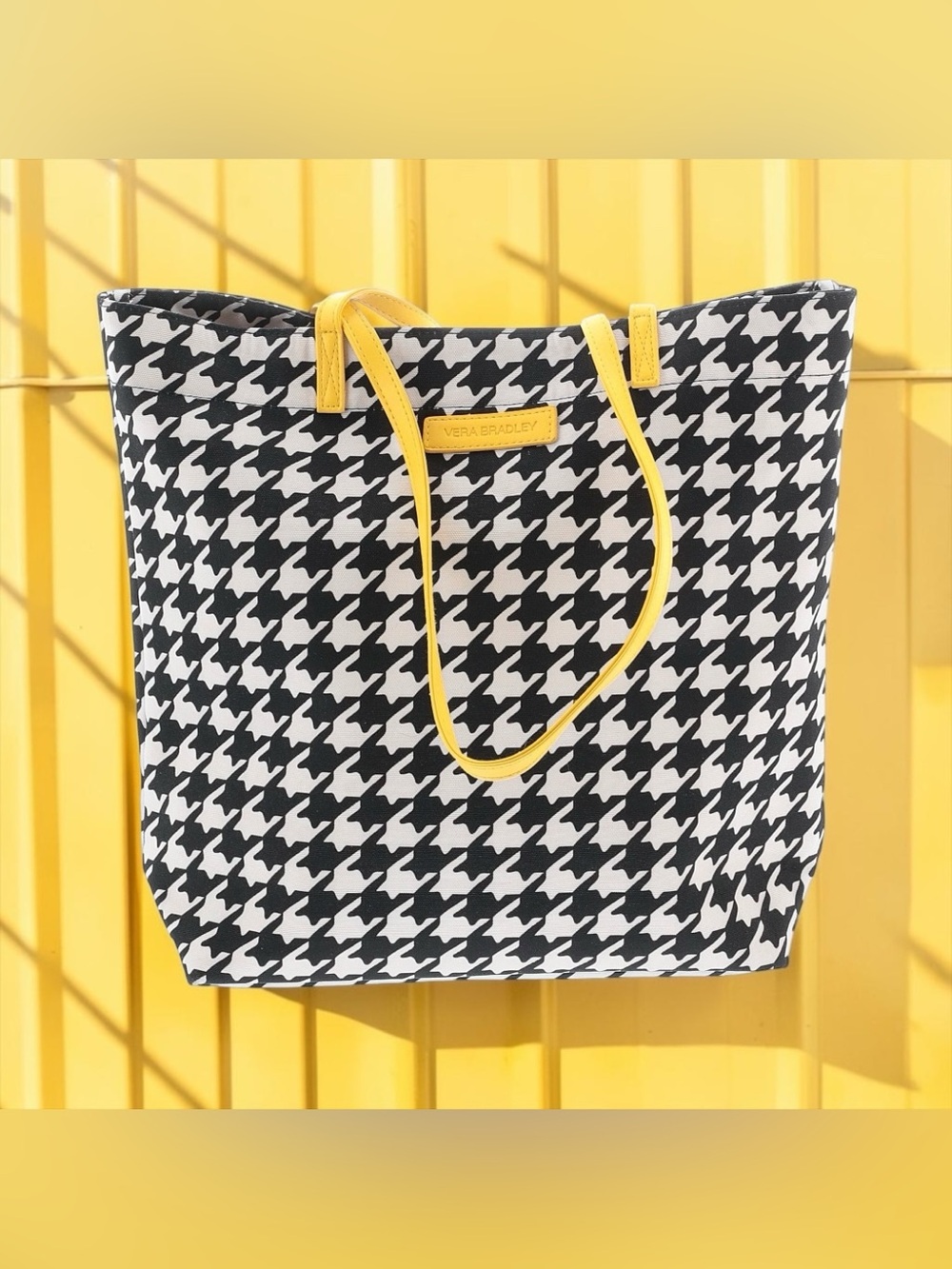 🖤💛VERA BRADLEY🖤💛Midnight Houndstooth Tote w/Yellow Faux Leather Straps/NWOT